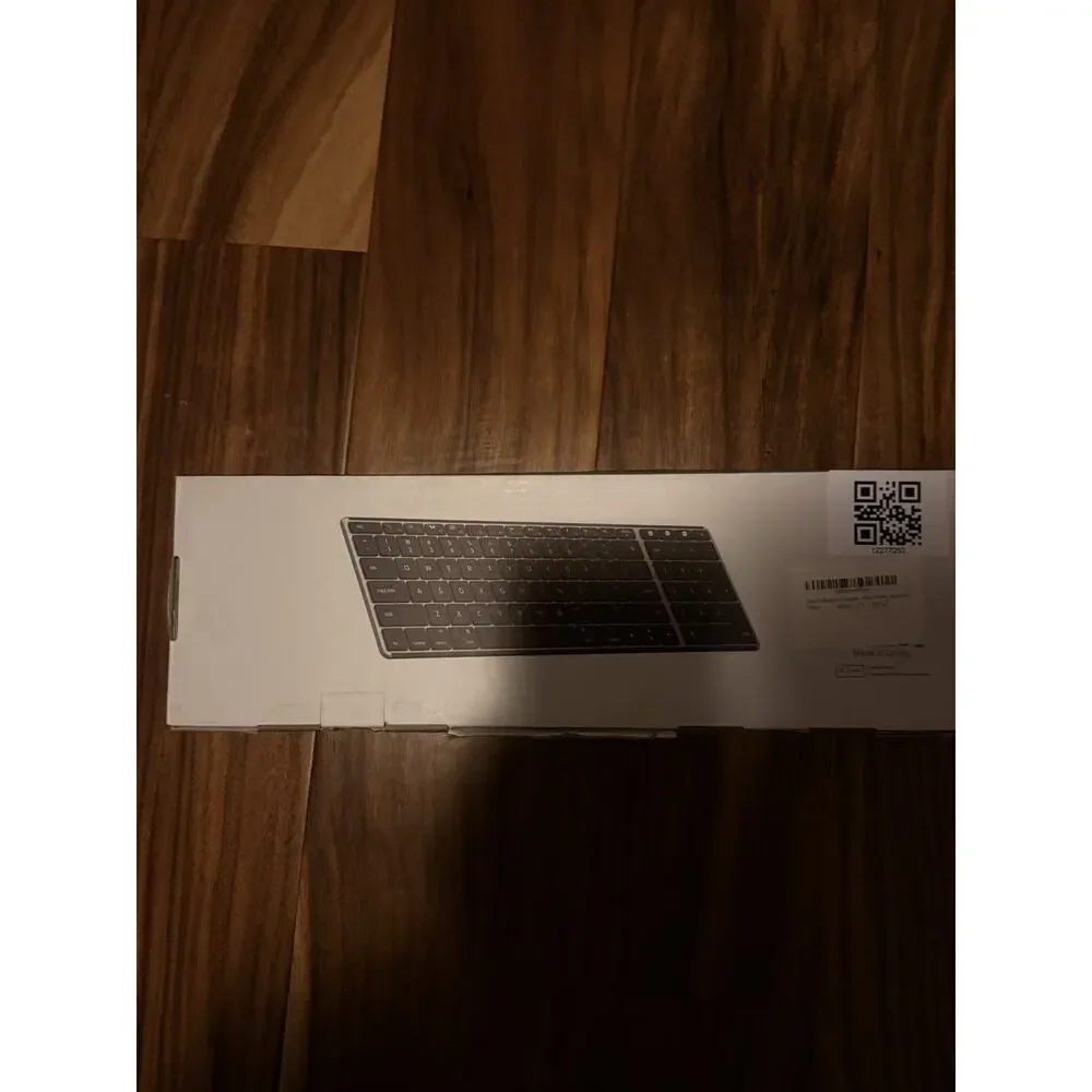 Seenda Wireless Bluetooth Keyboard Full Size Numeric Keypad Multi-Device NEW